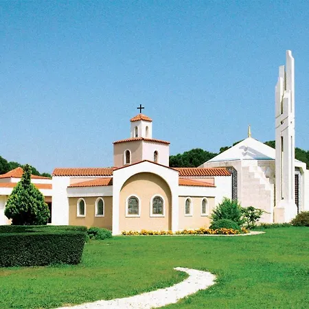 Elit1 Villa: Luxurious Triplex With Private Pool In Golf Area